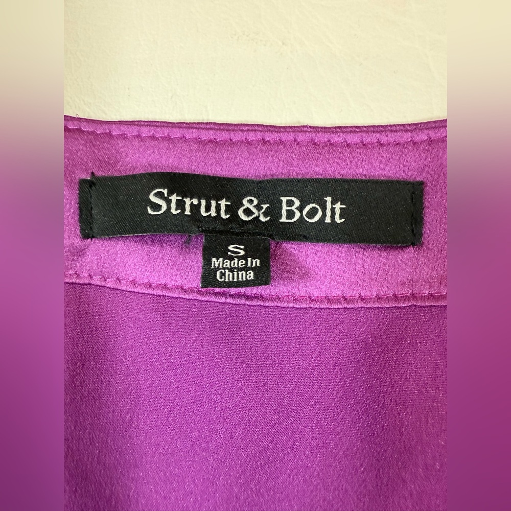 Strut and Bolt purple wrap bodysuit FLAW size small (Bin X) - Picture 3 of 10